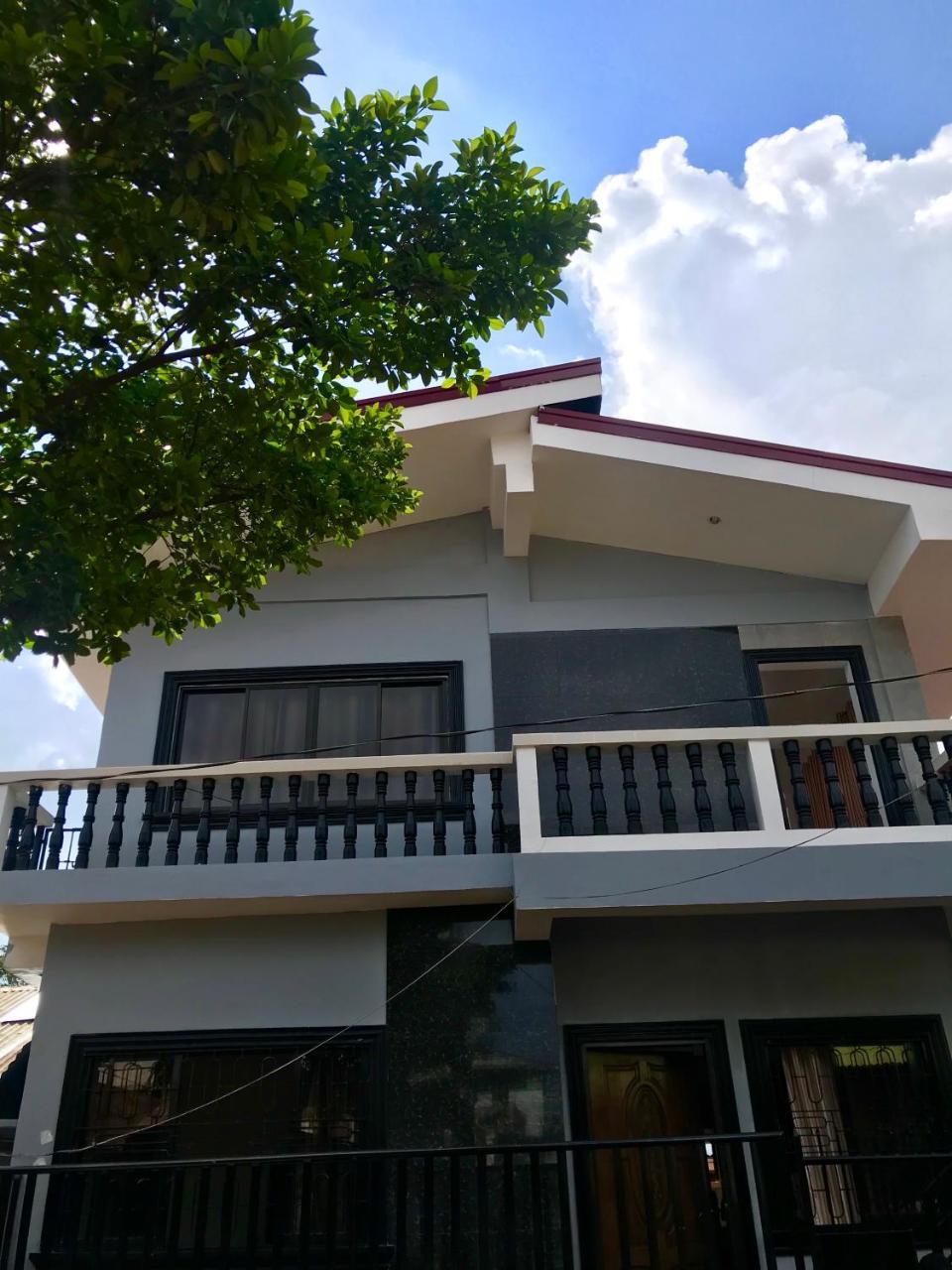 Bangles Homestay Coron Kültér fotó