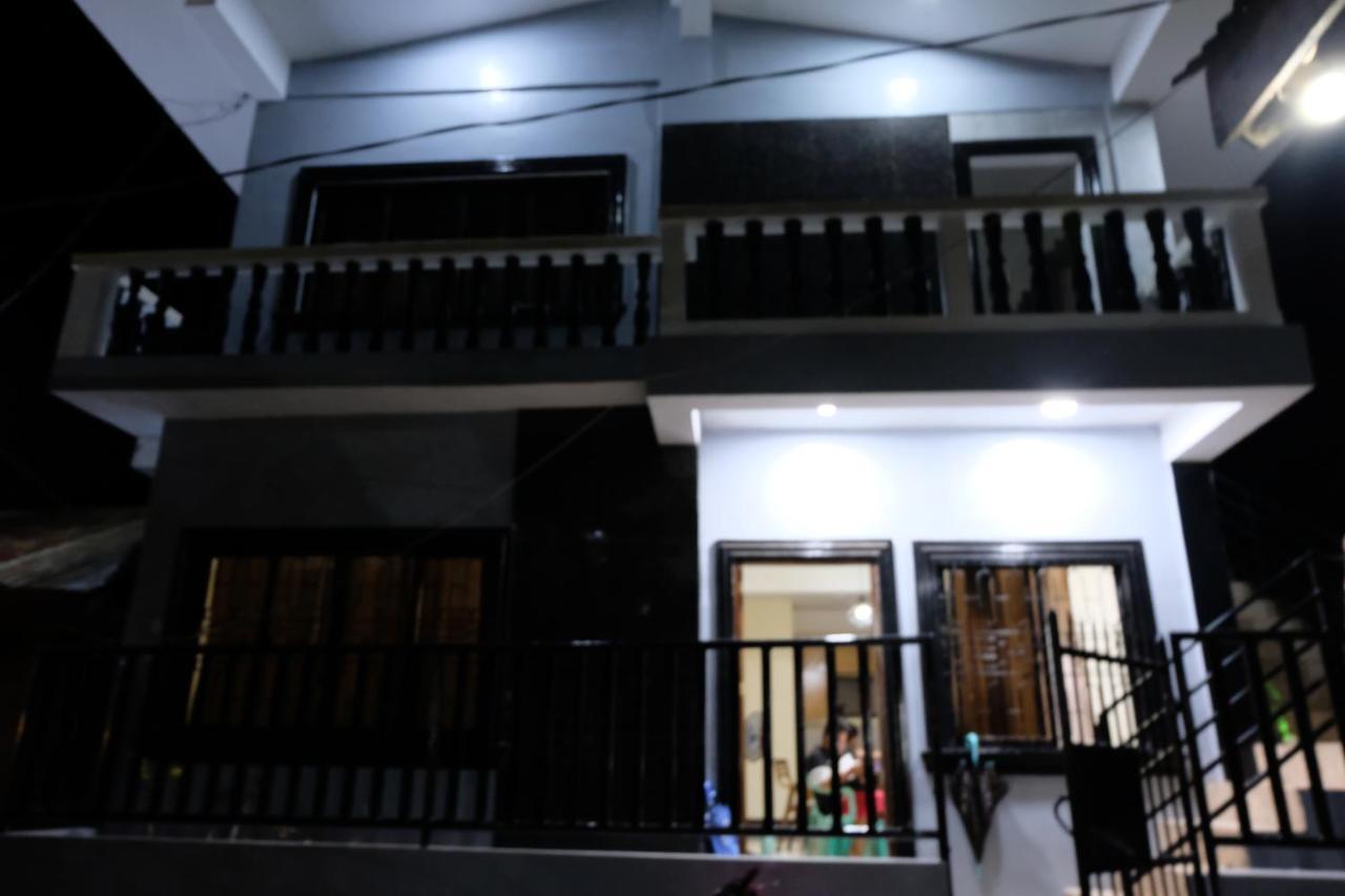 Bangles Homestay Coron Kültér fotó